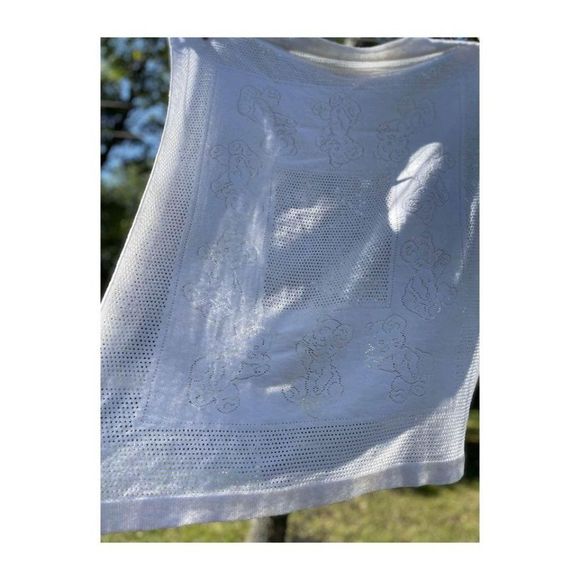 Vintage 70s Eaton’s White Knit Infant Blanket Teddy Bears 39x32” - Picture 6 of 10